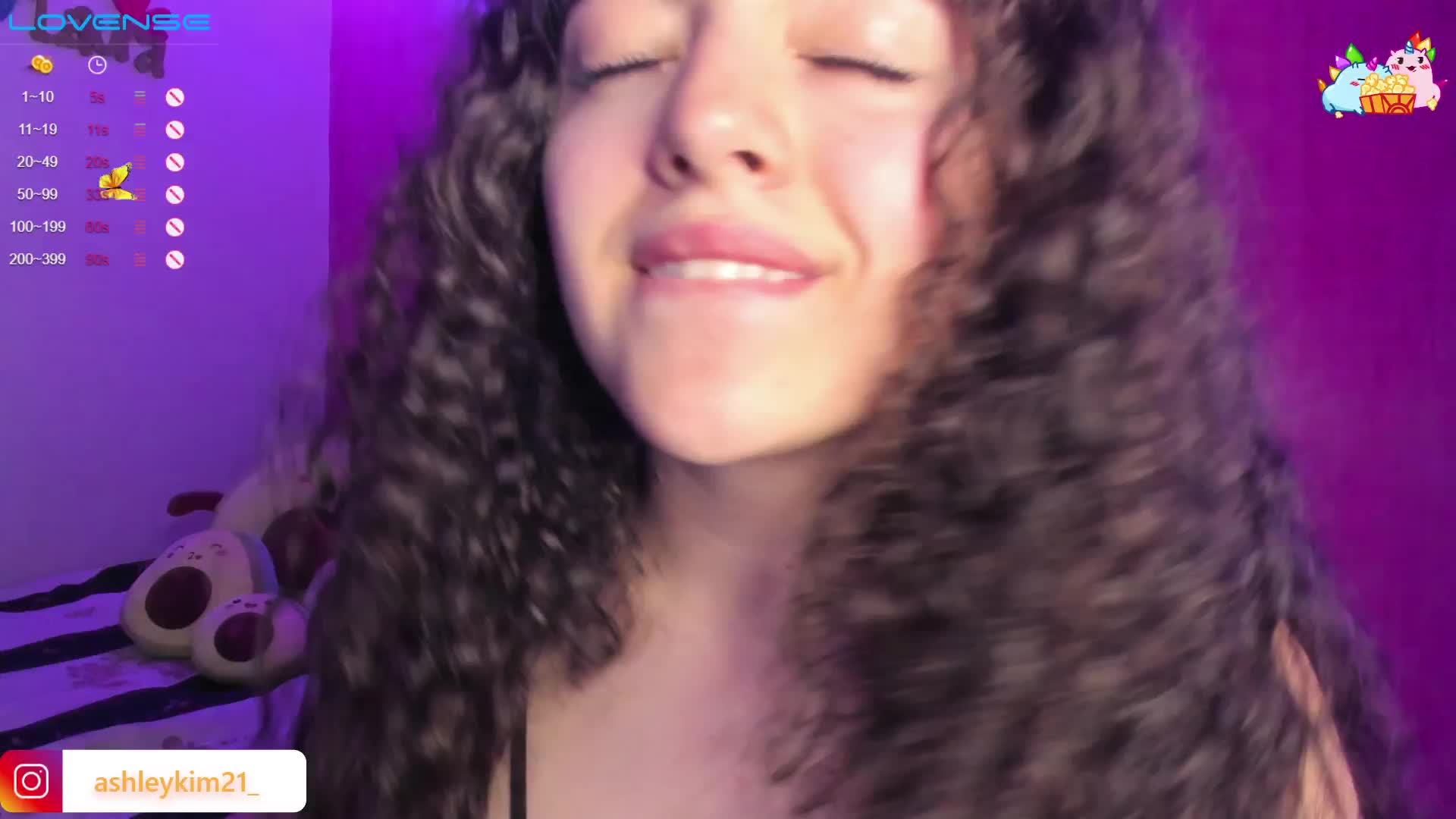 Fuck my pussy harder , rub clit, twerking with dildo - video by AshleyKim_ cam model