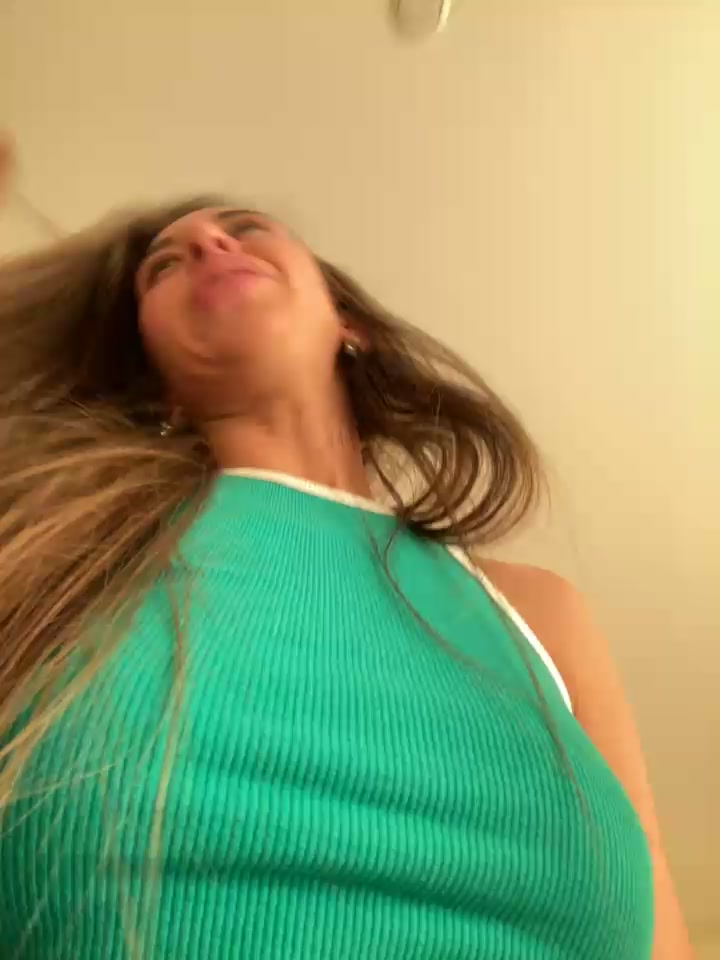 Private Show- I cum many times!!!! SO HOT!!! – video od webkamerové modelky Eva_SweetCatt