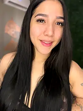 Besos - video by Amandanauty cam model