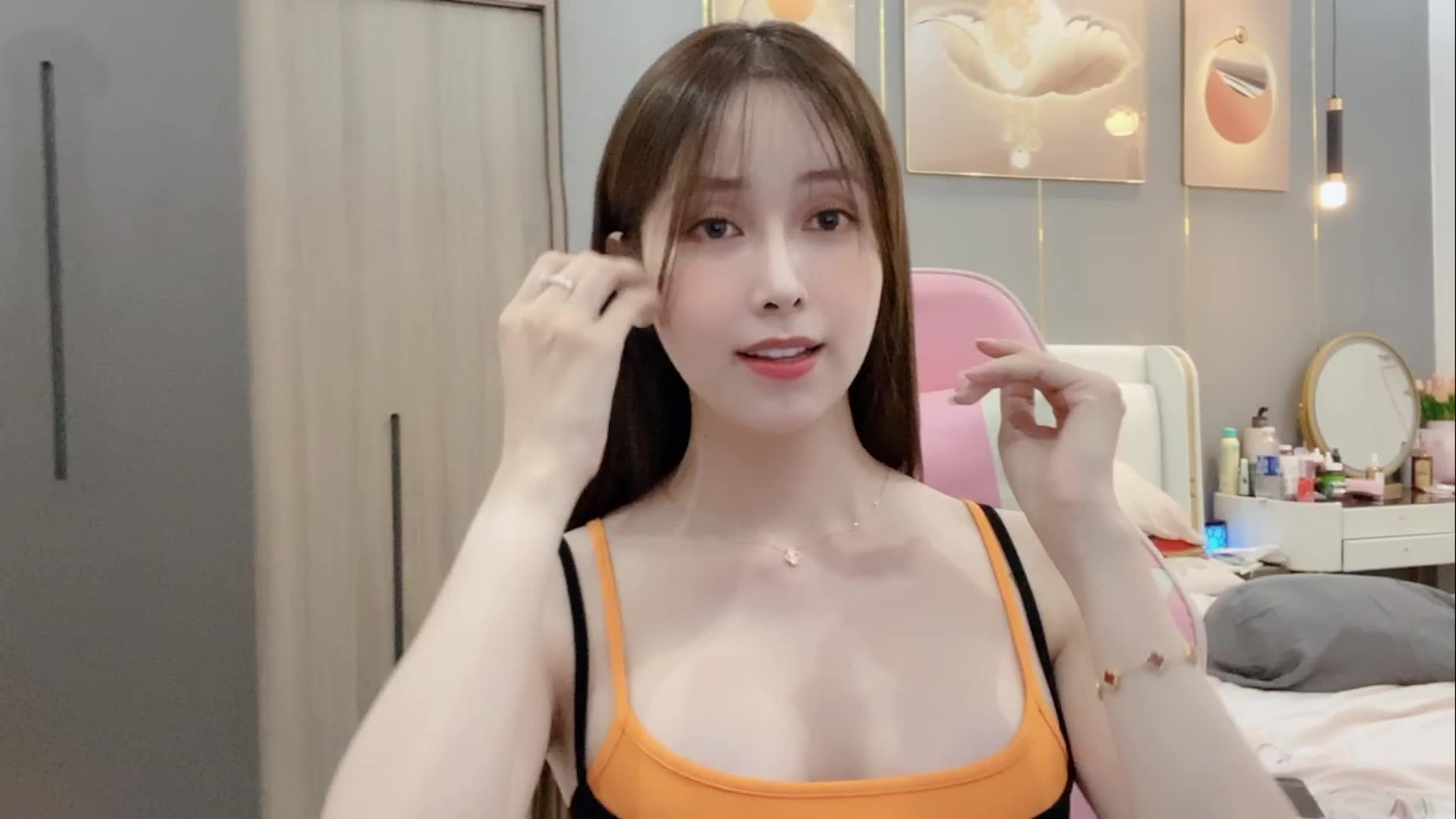 the big squirt show - vídeo de la modelo de cam ANNA106