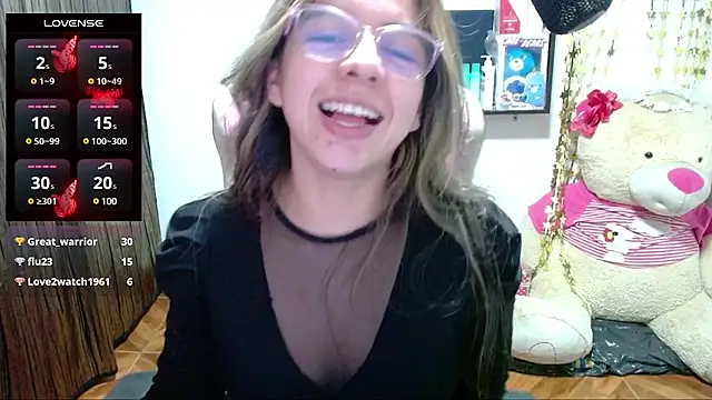 [25 Feb 23:03] Private Show - відео від вебкаммоделі Maggie_Fox3