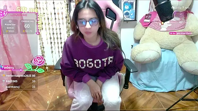 [18 Oct 23:12] Private Show - відео від вебкаммоделі Maggie_Fox3