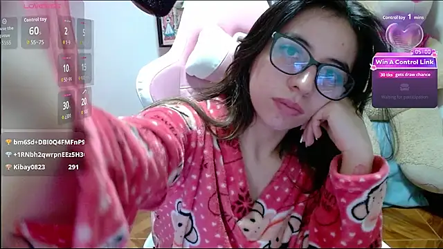 [16 Jan 03:28] Private Show - Maggie_Fox3主播的视频