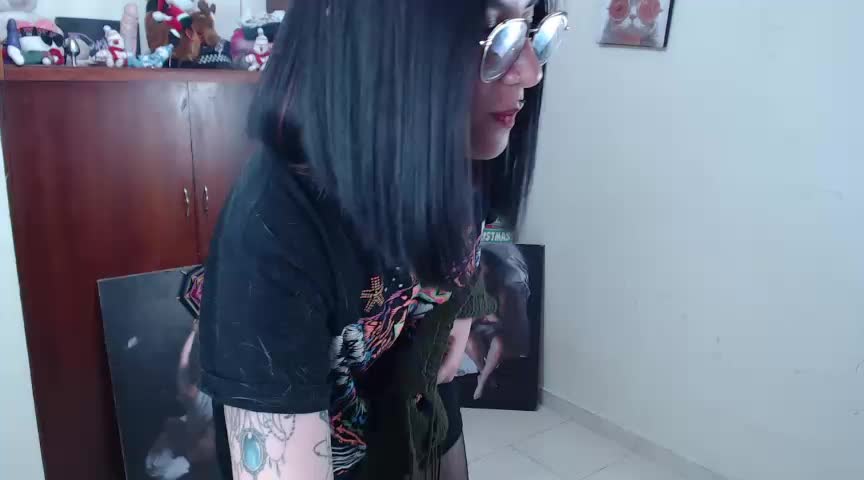 [26 Dec 05:26] Private Show - video by miahot20 cam model