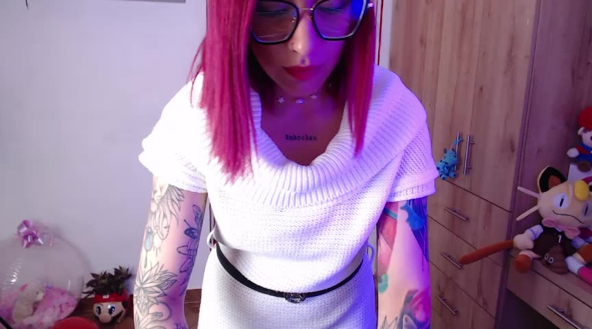 [15 Jan 12:51] Private Show - video by miahot20 cam model