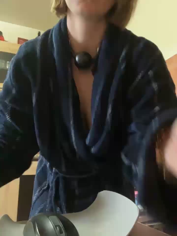 [4 Apr 17:22] Private Show－カメラキャストのHornyNaliaの動画