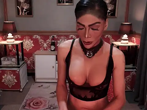 big show - video by SamanthaNichole cam model