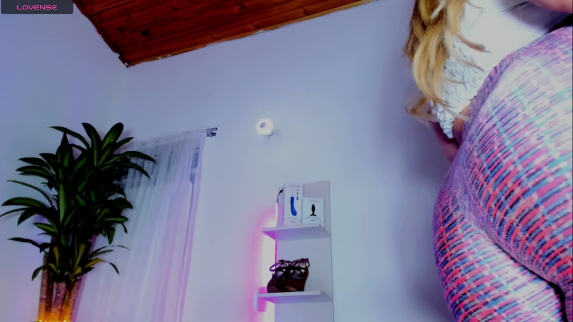 black lingerie – видео вебкам-модели _asscutebig_