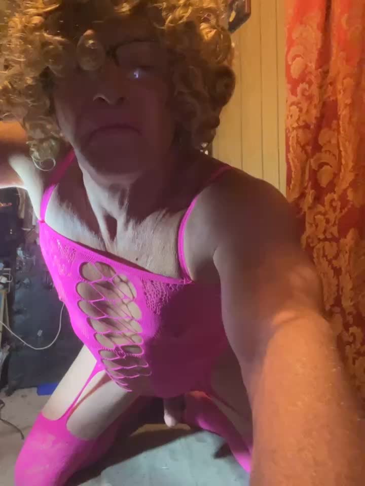 [9 Jun 06:45] Private Show - video by PaintedTenToes cam model