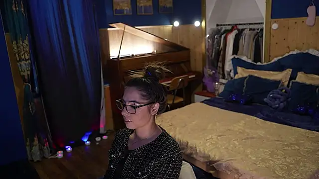 ditalino - video by VanessaDoyle cam model