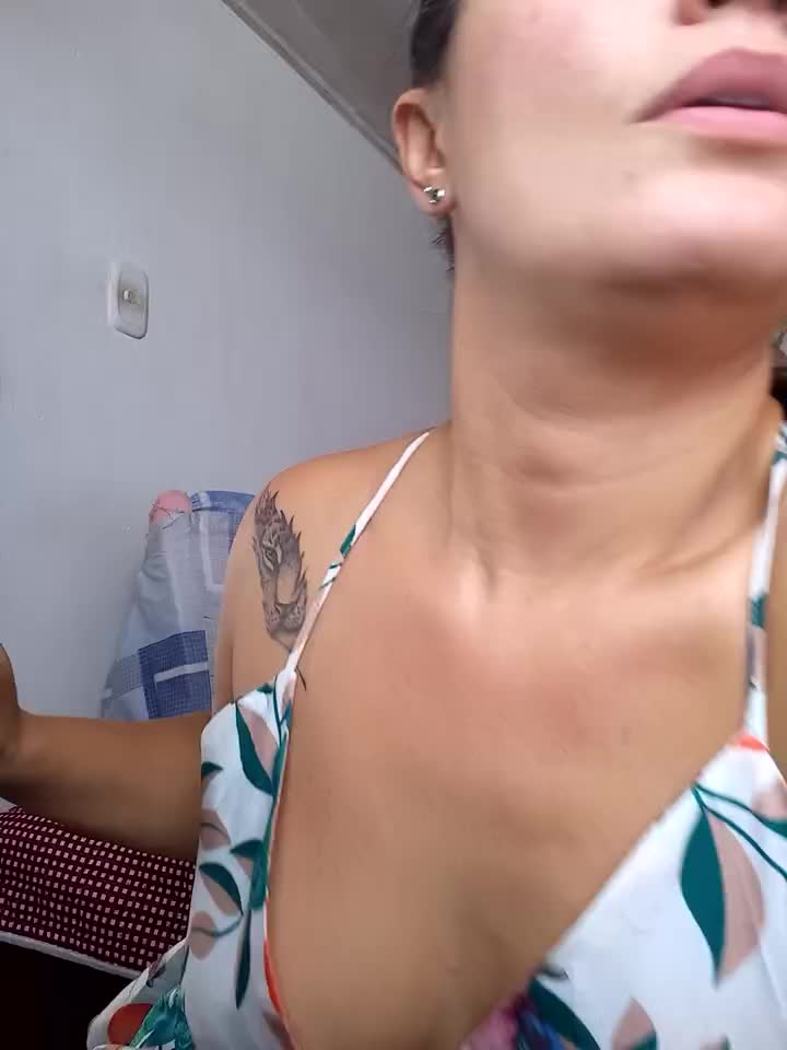 you pussy - video by Verito_hot cam model