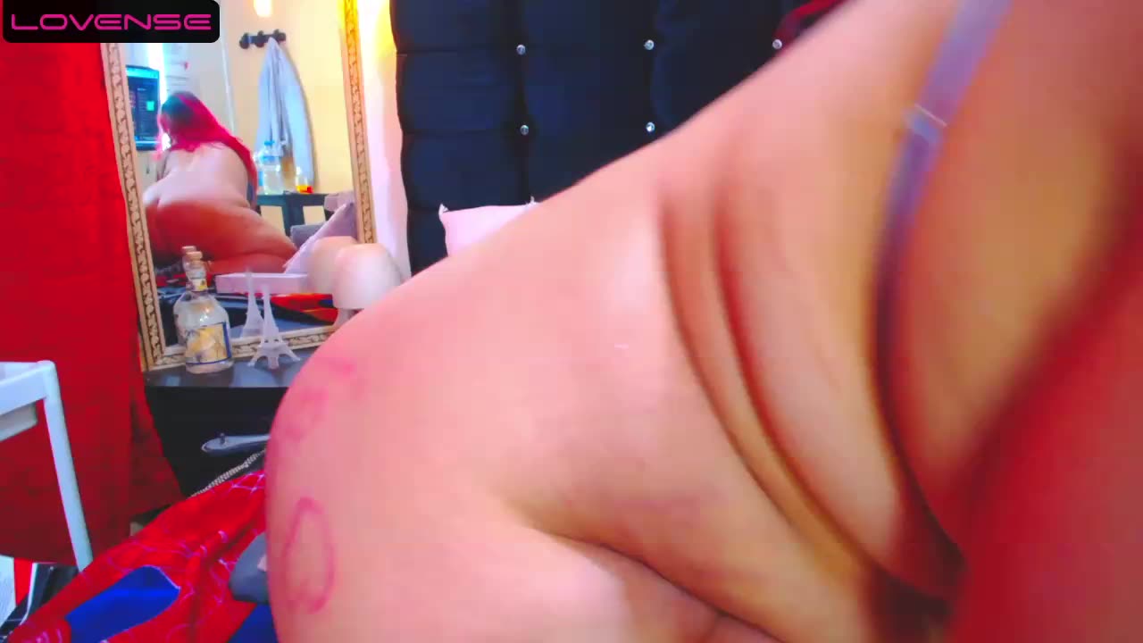 moaning with pleasure with the domi in my fat ass - 視頻由 candela_lan 主播提供