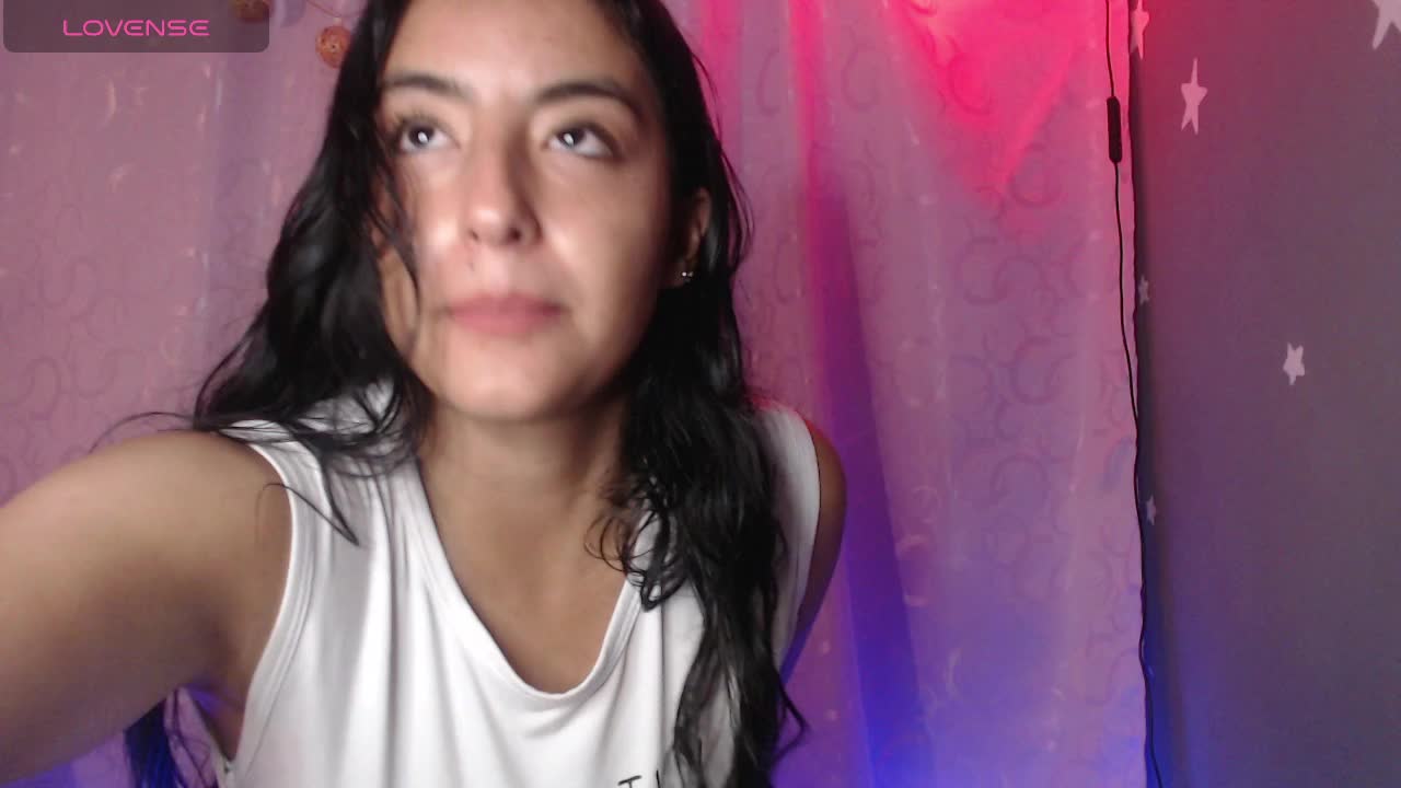 show bounce tits - video by petite_camila cam model