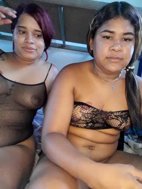 [28 Aug 17:28] Private Show fist in ass kamila deeper - Vídeo de sweet_morbid_hot