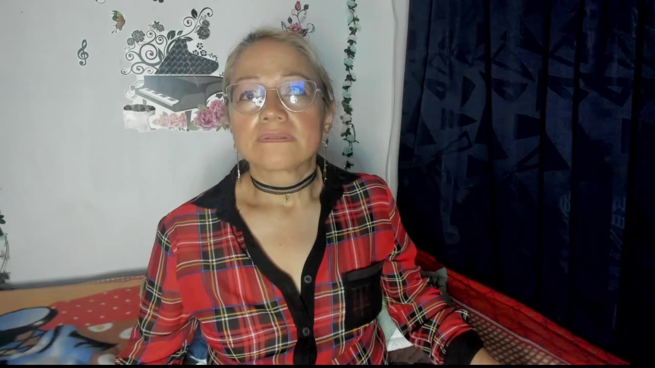 [7 May 20:11] Private Show - video oleh anthonela_mature_ kamera model