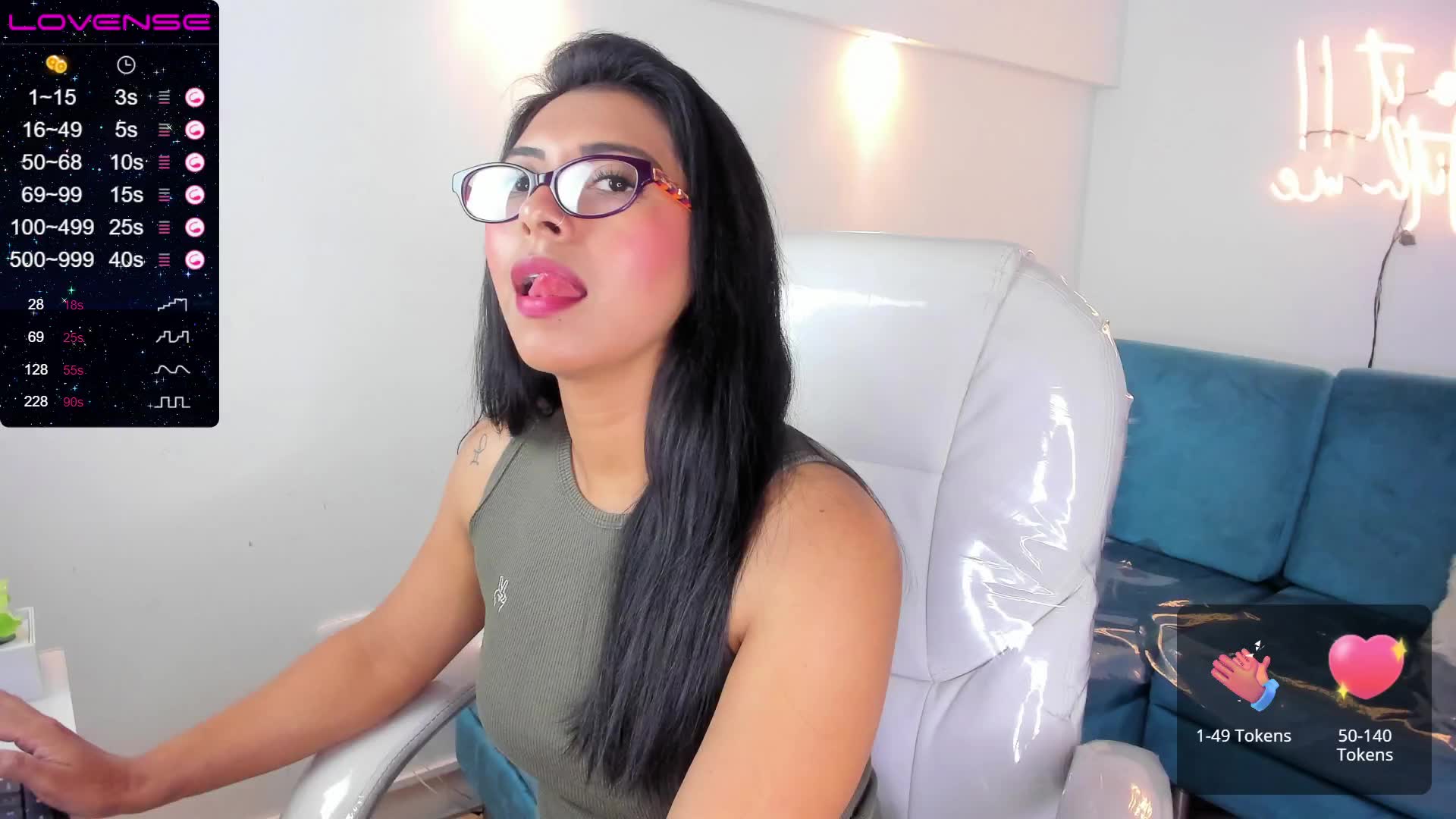 Delicious and creamy cum with a very happy and wet ending in squirt! clean with your tongue... - video by _BunnyNaugthy cam model