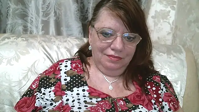 smoking and masturbation - video by SusanaAhSun cam model