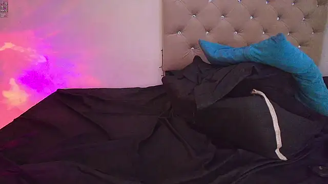 ride dildo💋😈 - فيديو من DANIK_STAR موديل الكام
