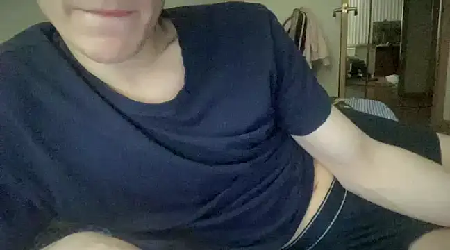 [20 Dec 02:18] Private Show – video modela na kameri Lamonteik