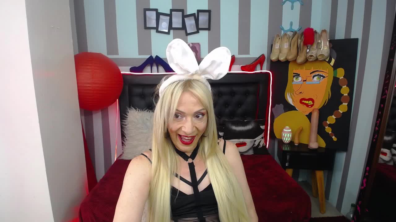 Bunny girl - XXX video by elena_evans