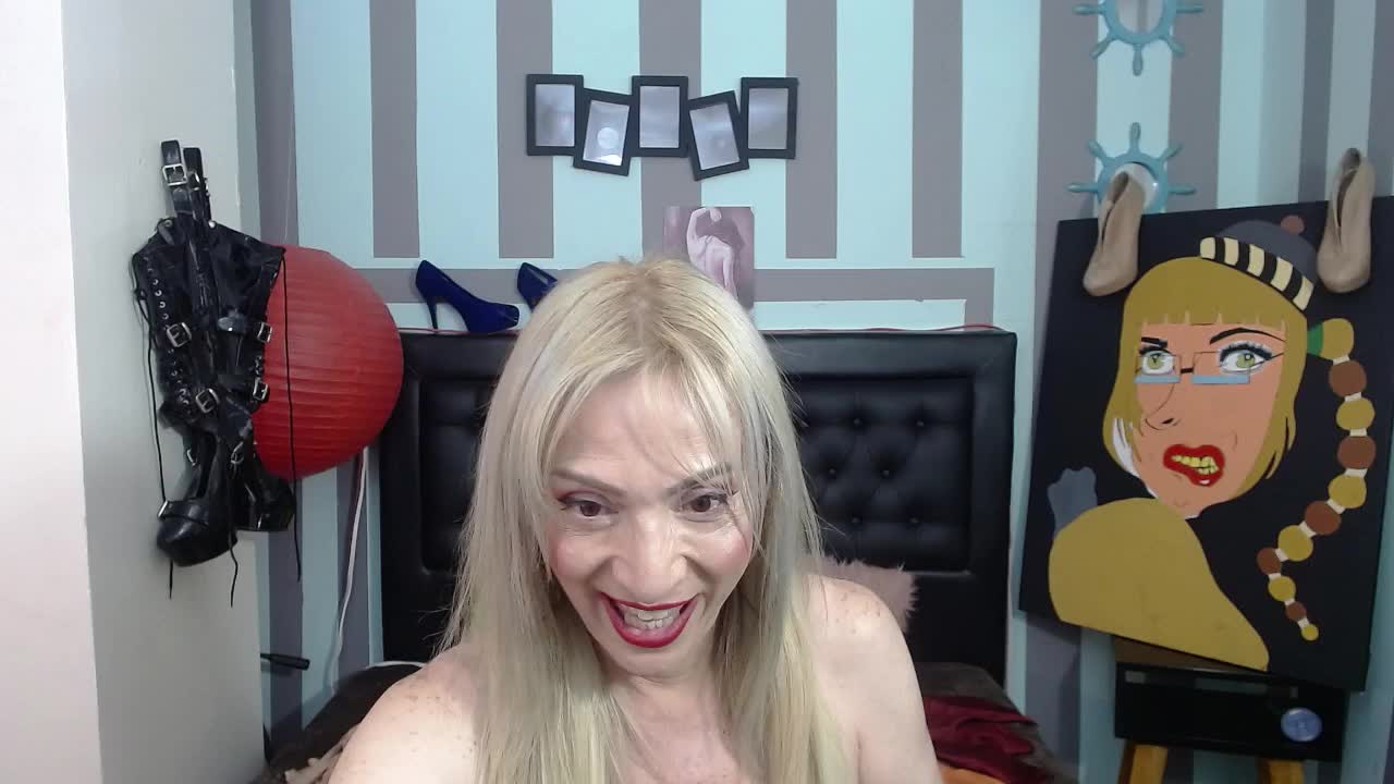 fuck me - elena_evans 캠 모델의 동영상