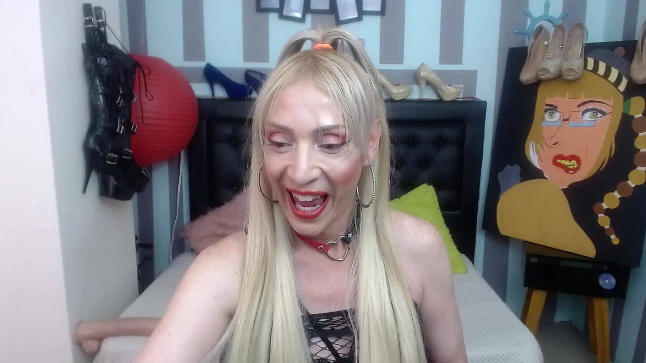 omg - elena_evans 캠 모델의 동영상