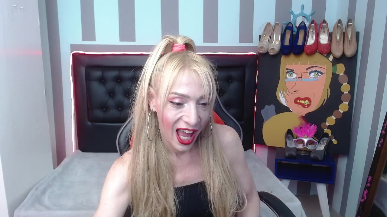 hottie - elena_evans 캠 모델의 동영상