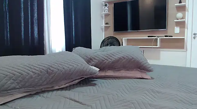 Eu sentei 🥰 - AliceStone19 adlı kamera modelinin videosu