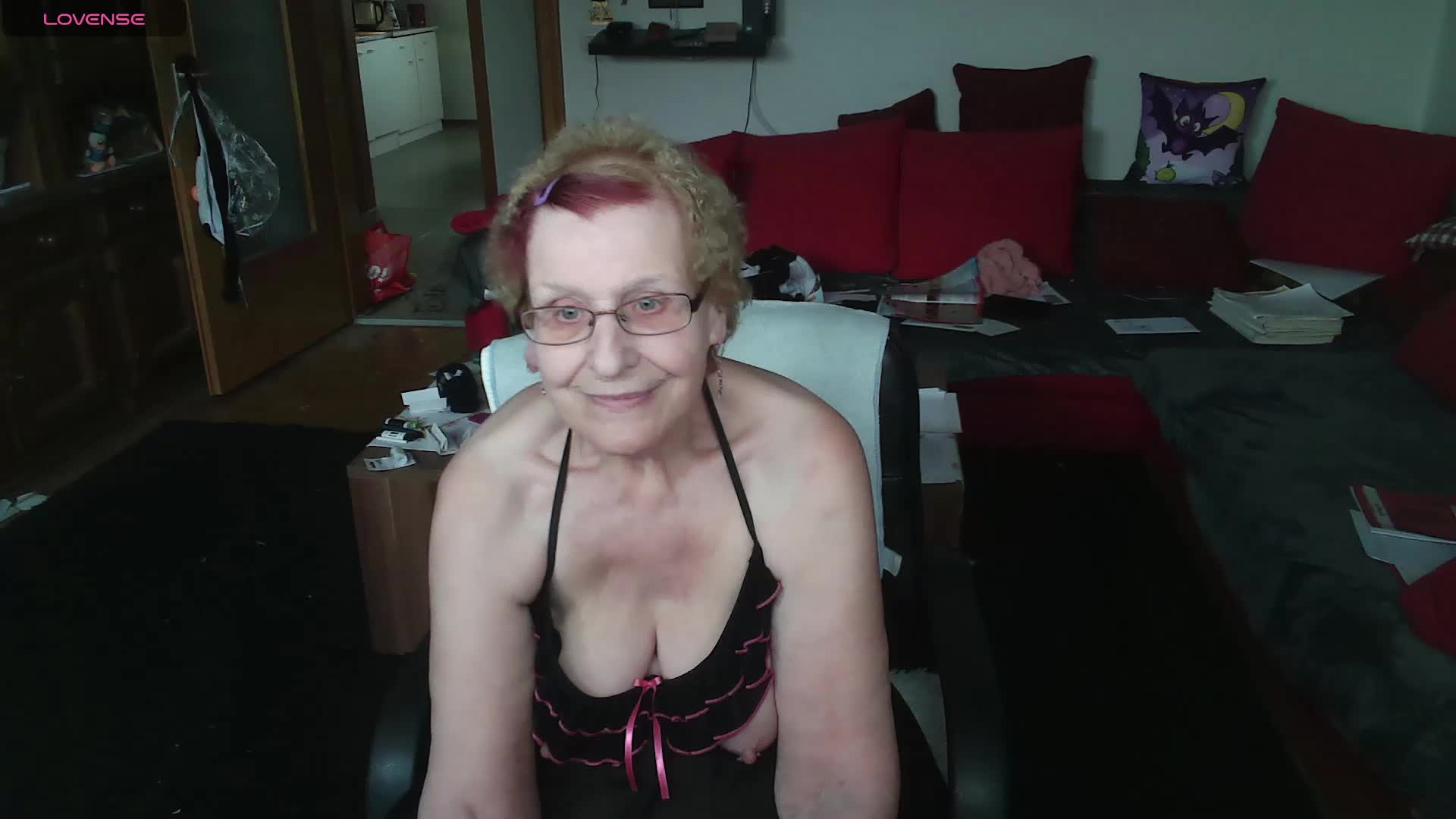 [15 Feb 15:05] Private Show - video HeisseomaOriginal kameramallilta