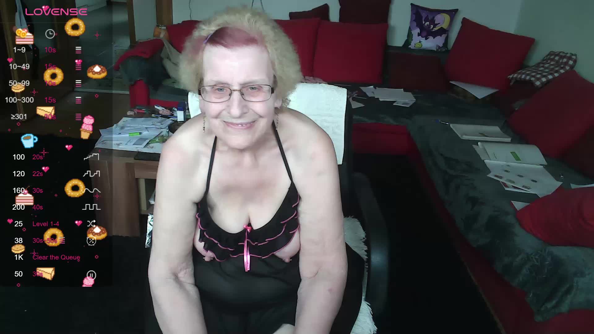 [11 Apr 15:16] Private Show– HeisseomaOriginal kameramodell videója
