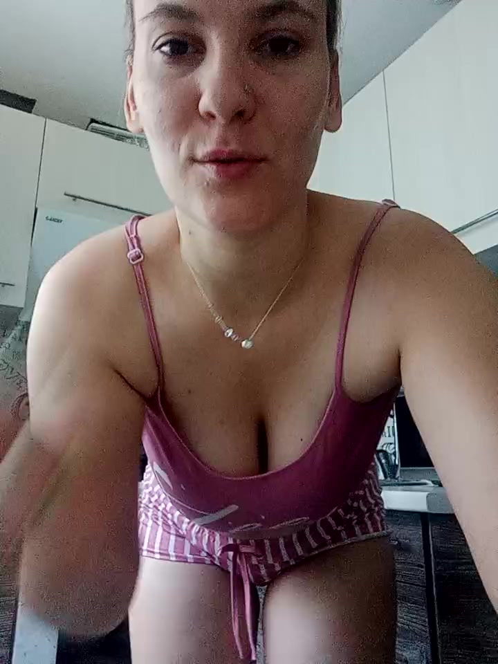 [21 Aug 09:04] Private Show - video Jessie_Lust kameramallilta