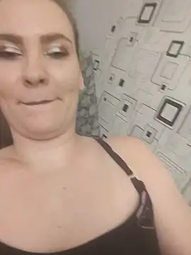 [1 Aug 17:25] Private Show
