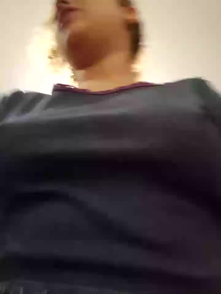 Private Show - video by ValeriaSantos- cam model