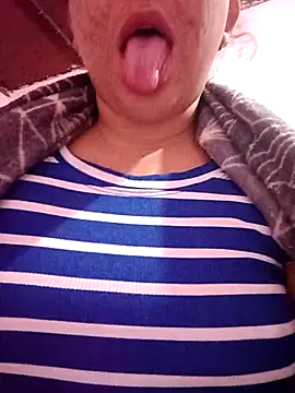 [13 Apr 01:50] Private Show - video oleh model kamera ValeriaSantos-