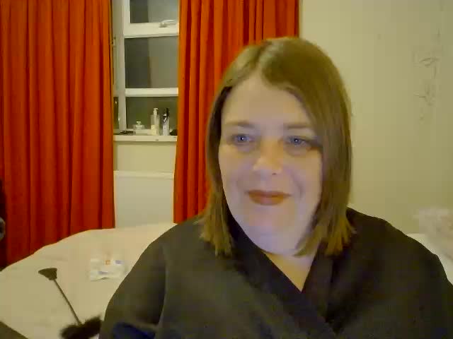 [4 Jun 01:14] Private Show - video by HousewifeMilf_Courtney cam model