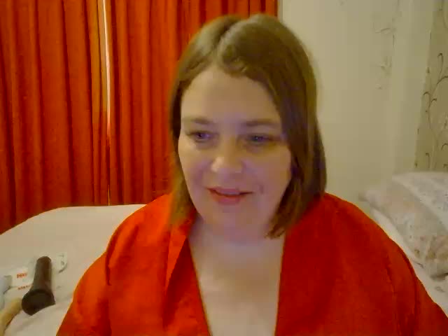 [16 Aug 17:40] Private Show - video by HousewifeMilf_Courtney cam model