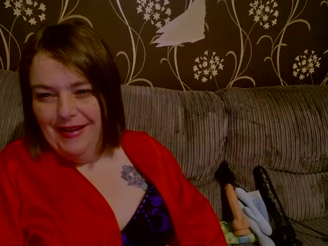 [21 Jan 00:40] Private Show very hot - video by HousewifeMilf_Courtney cam model
