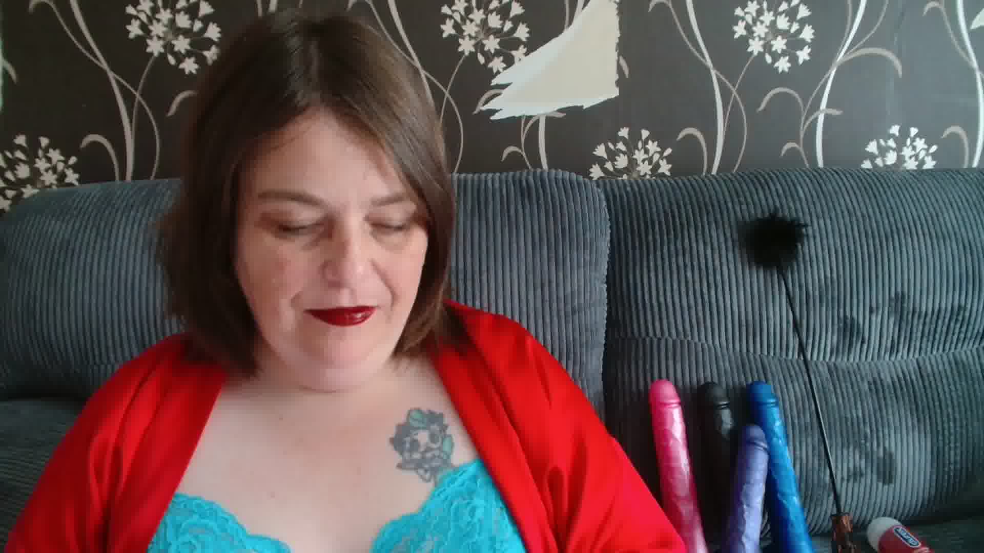 [13 Oct 14:02] Private Show dirty talk - video by HousewifeMilf_Courtney cam model