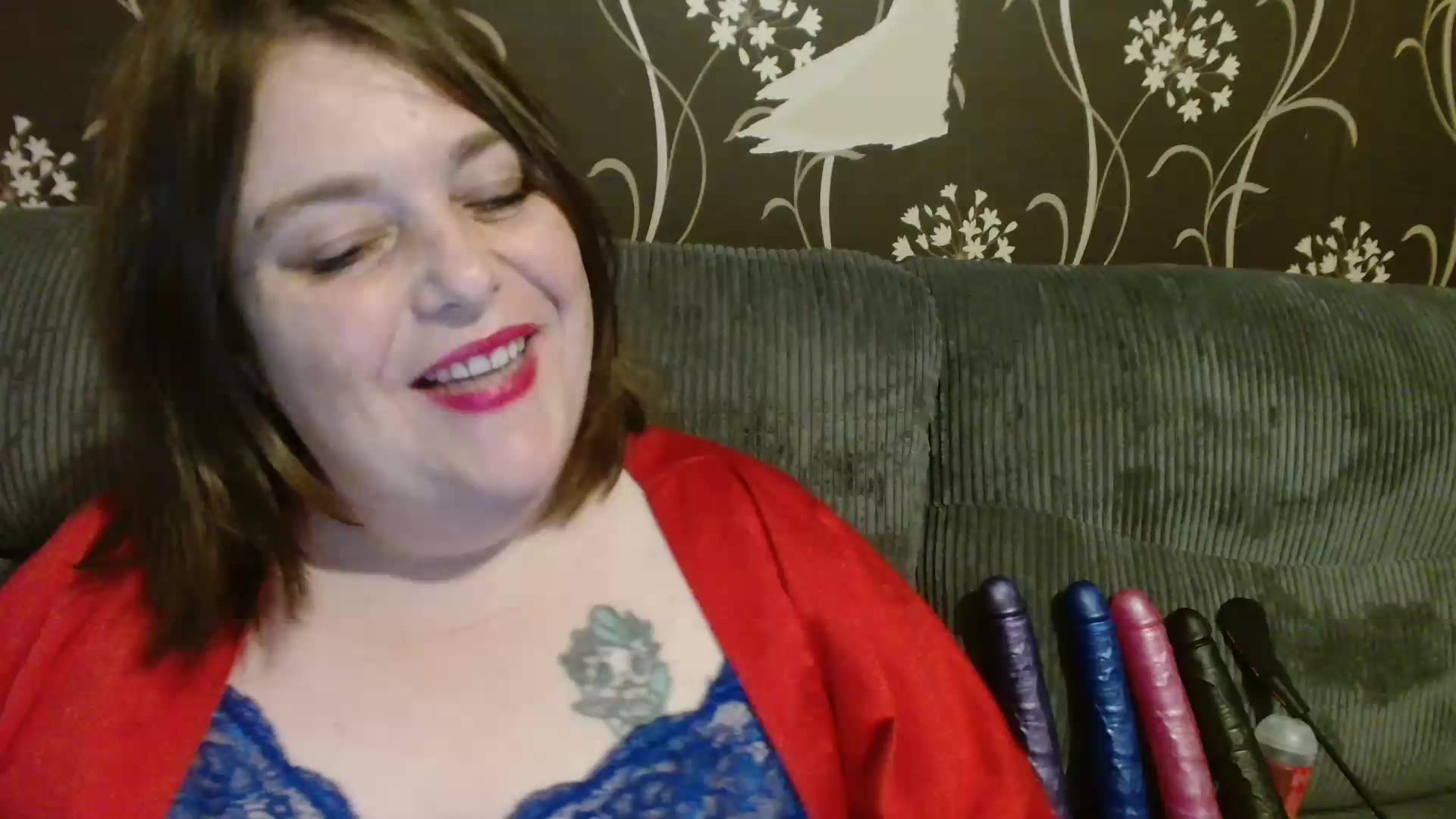 [2 Nov 22:53] Private Show kinky show - video by HousewifeMilf_Courtney cam model