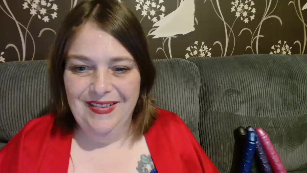 [20 Sep 22:11] Private Show -  Showing what my mamma gave me - video by HousewifeMilf_Courtney cam model