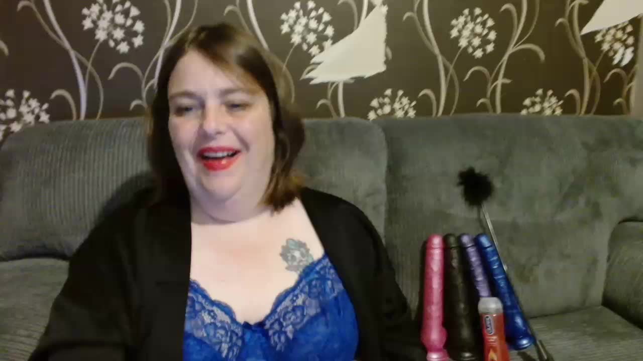 [23 Sep 00:29] Private Show - Dirty erotic play - video by HousewifeMilf_Courtney cam model