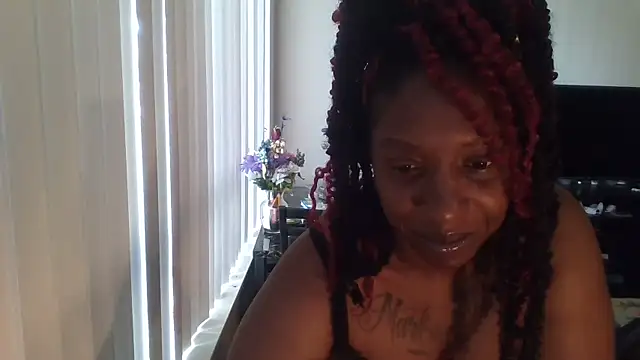 [3 Oct 15:24] Public Show - video oleh model kamera markquanna