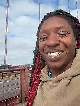 golden gate bridge - video oleh model kamera markquanna