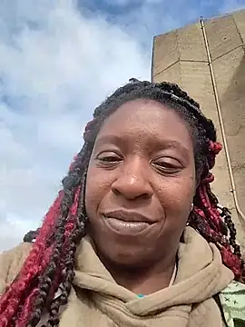 [4 Nov 10:01] Public Show - video oleh model kamera markquanna