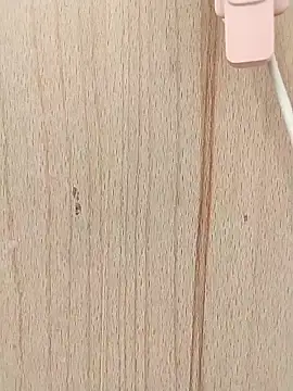 No hands on it - video by markquanna cam model