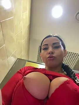 🔥Squirt hot in public💦 08.09.2025😈 - Video von CrazzyChicks Cam-Model