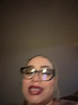 Mami uses your tongue to clean her asshole👅 - video by CarmelaAnthony cam model