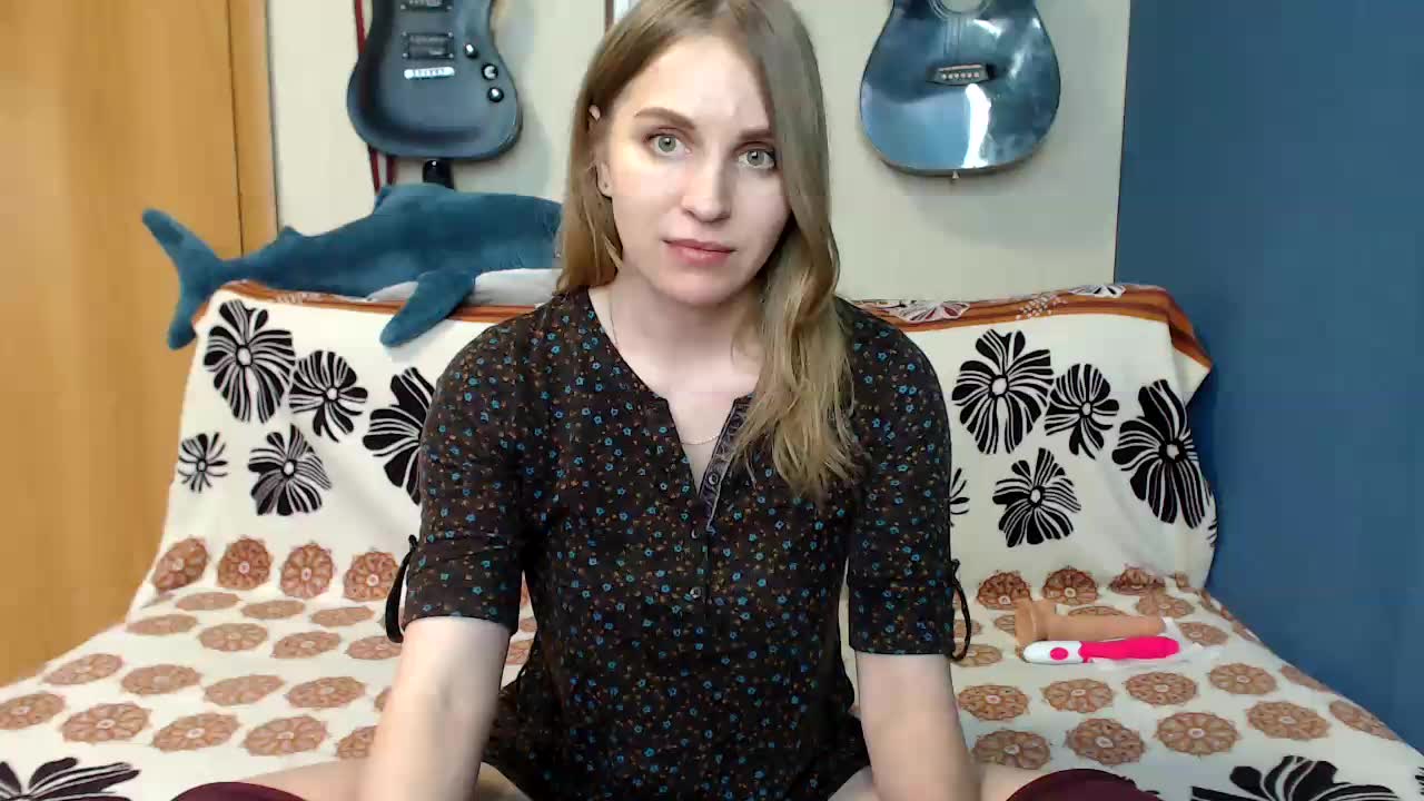 [26 Feb 13:10] Private Show - βίντεο μοντέλου Pilly_green_