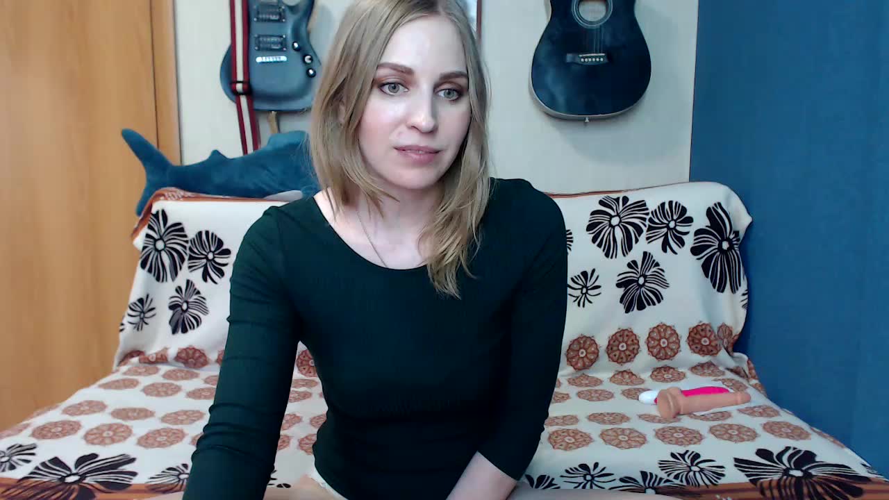 [30 Apr 13:36] Private Show - βίντεο μοντέλου Pilly_green_