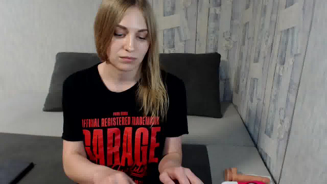 [29 Jul 17:43] Private Show - βίντεο μοντέλου Pilly_green_